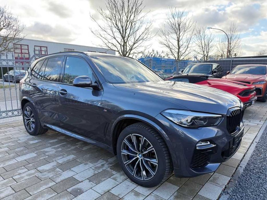 Бампер  BMW X5 G05 розборка запчастини БМВ ікс5 джи05 шрот