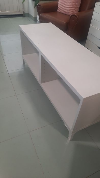 Pequeno móvel ikea