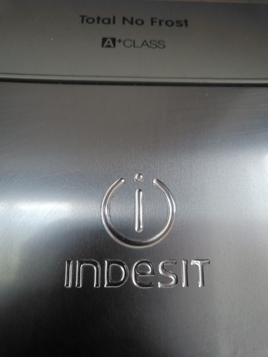 Lodówko-zamrażarka Indesit Total No Frost