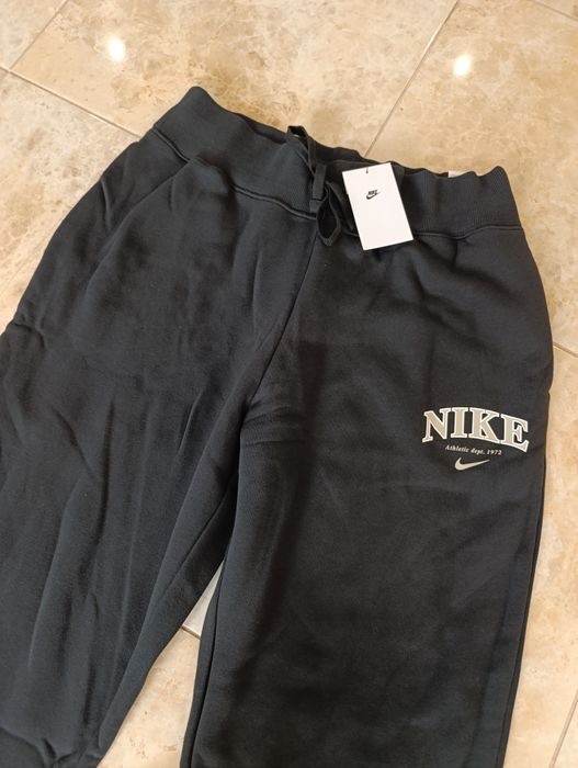 Спортивні штани жіночі Nike , L