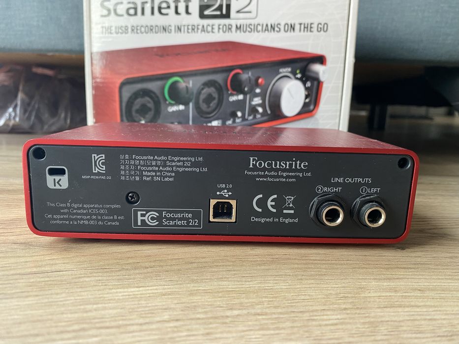 Focusrite Scarlet 2i2 2015