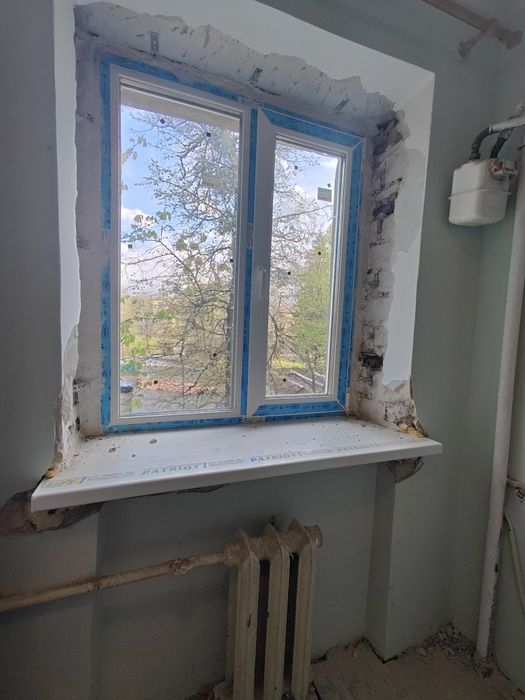 Продам 2 комнатная квартира пос. Жуковского , Ак.Проскуры. Недорого!