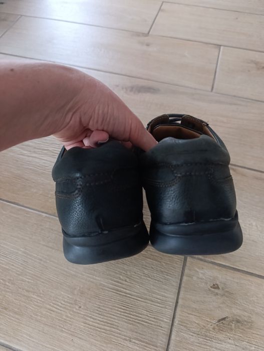 Добротні шкіряні чоловічі туфлі soleflex  розмір 43