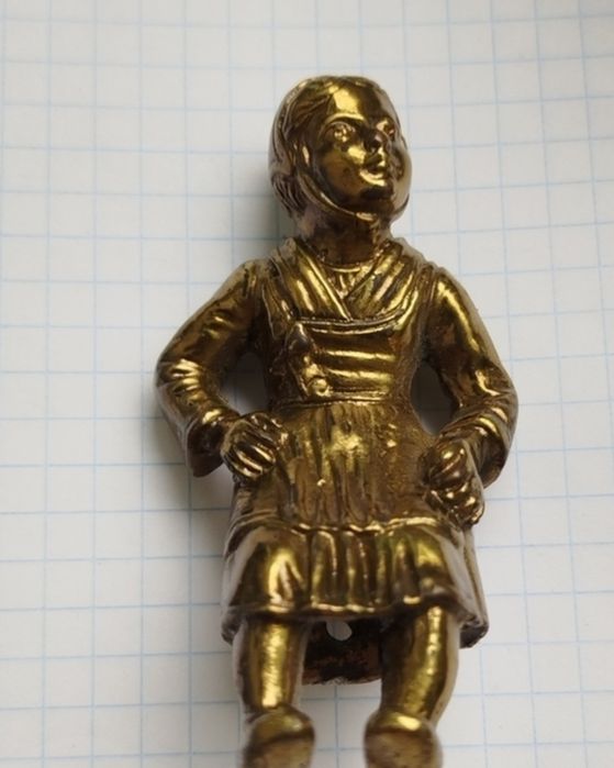 Продам Бронзовая Винтажная фигурка