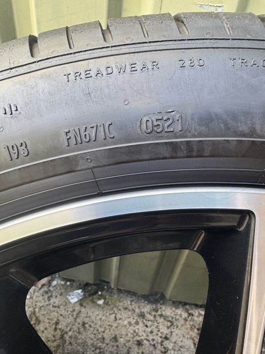 Диски Audi Sport R21 Q7, Q8 з літніми шинами Pirelli 285/40