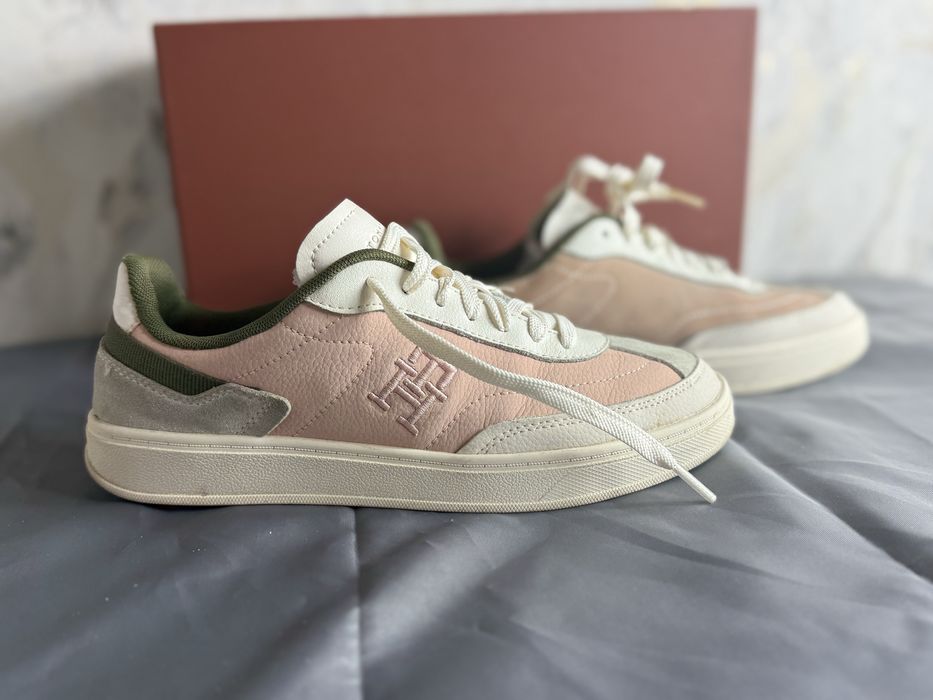 Женские кеды Tommy Hilfiger,