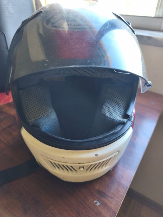 Capacete arai em segunda mão