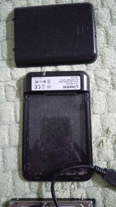 Зовнішній накопичувач Kingston карман для HDD