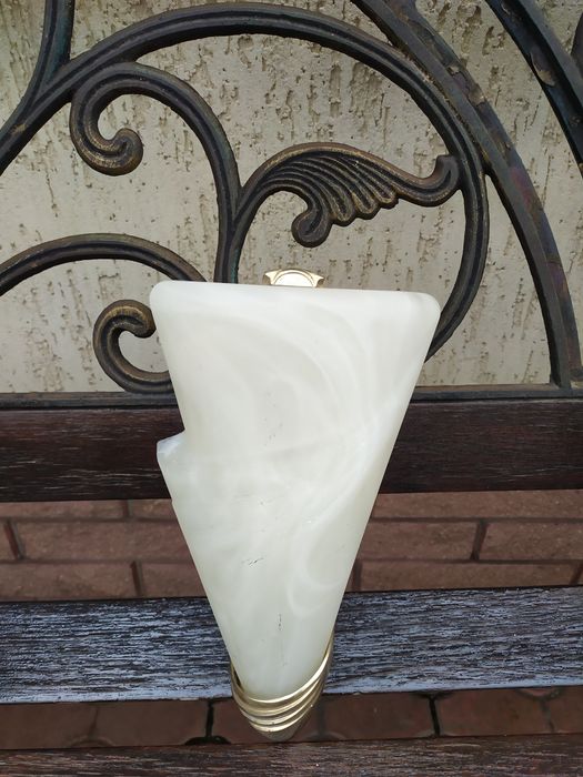 Продам светильник настенный