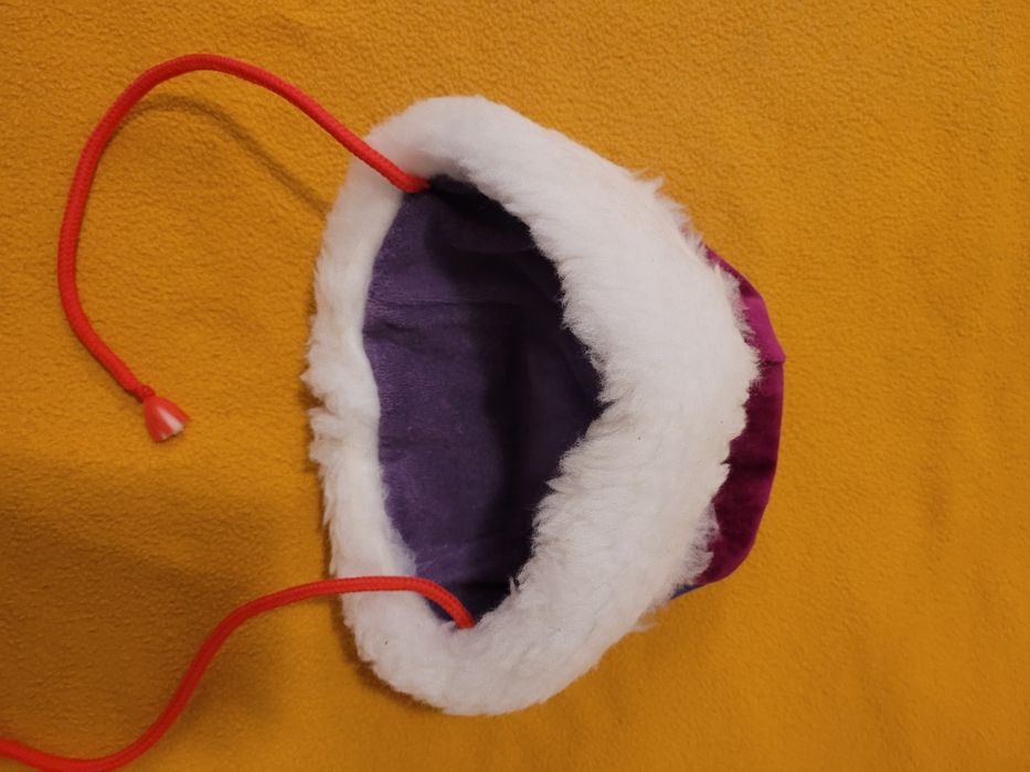 Czapeczka świąteczna, nowa, na 0,5-1,5 lata