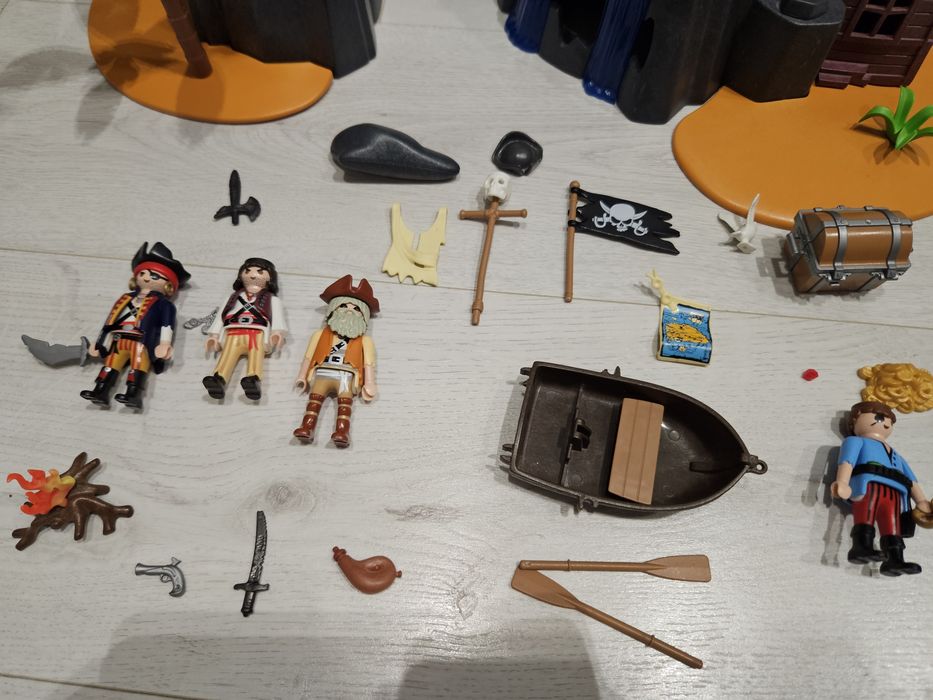 sprzedam Playmobil 6679, piracka wyspa skarbów