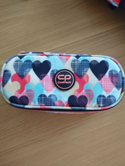 Piórnik coolpack serca