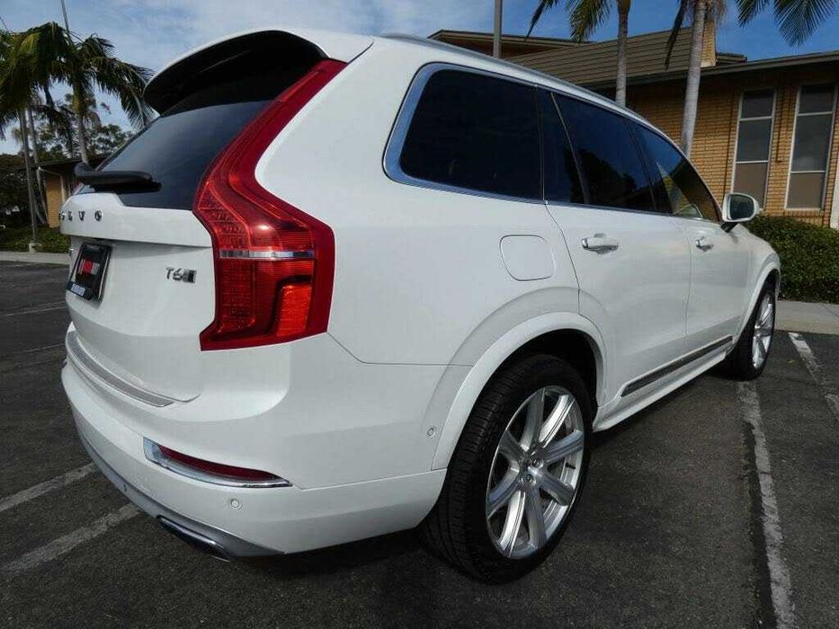 Volvo XC90 2017 inscription
