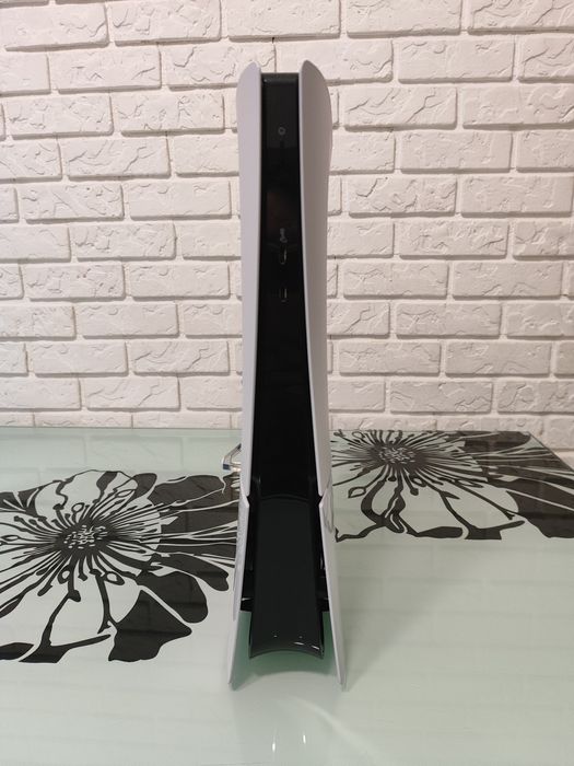 Sony PlayStation 5 Slim Digital Edition (1TB) — Повний комплект, ідеал