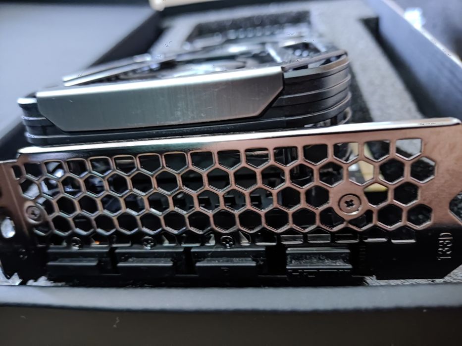 Відеокарта Gainward GeForce RTX 3070 Ti Phenix