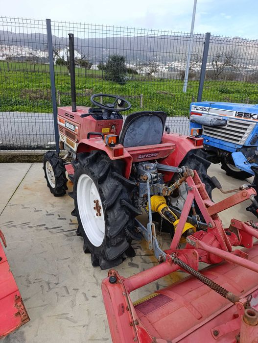 Shibaura p15f com frese 4x4