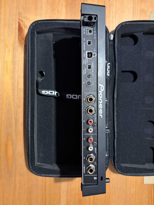 DJ: Pioneer RMX-1000 w etui stan: 8.5/10