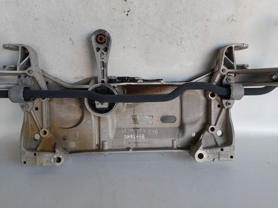 Charriot frente SEAT Leon (1P1)