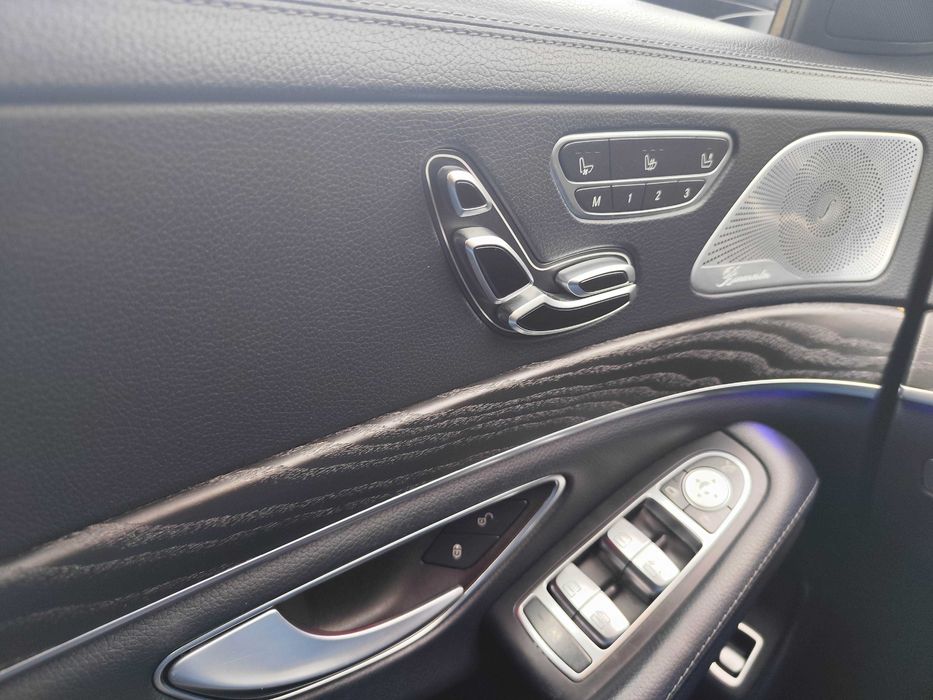 Mercedes s400 ano 2019