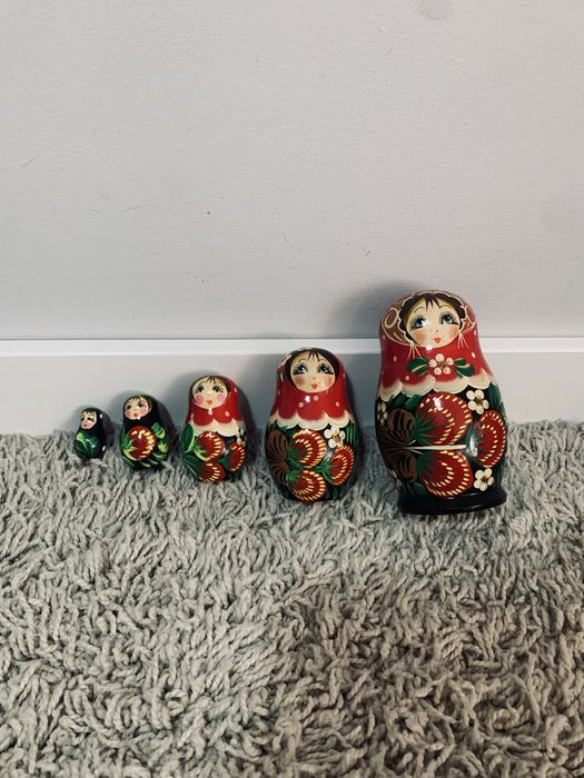 Piękne matrioszki drewniane malowane babuszki