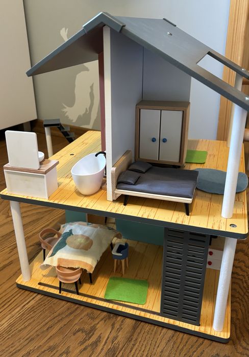 Playtive Junior Drewniany Domek Dla Lalek Z Akcesoriami