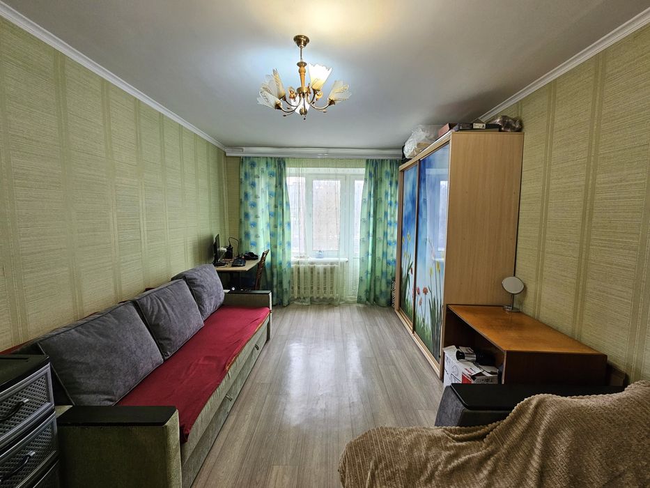 Продам 1 кім. квартиру район пр. О. Поля. Згодні по сертифікату!