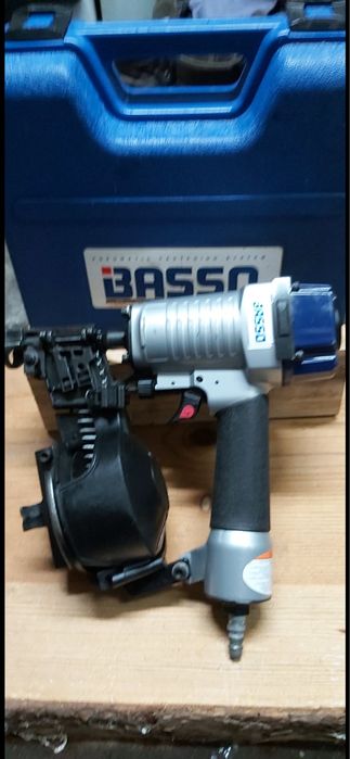 Gwoździarka pneumatyczna dekarska Basso