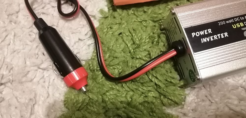 Інвертор 12V - 220V - 200W Авто портативний перетворювач напруги +USB