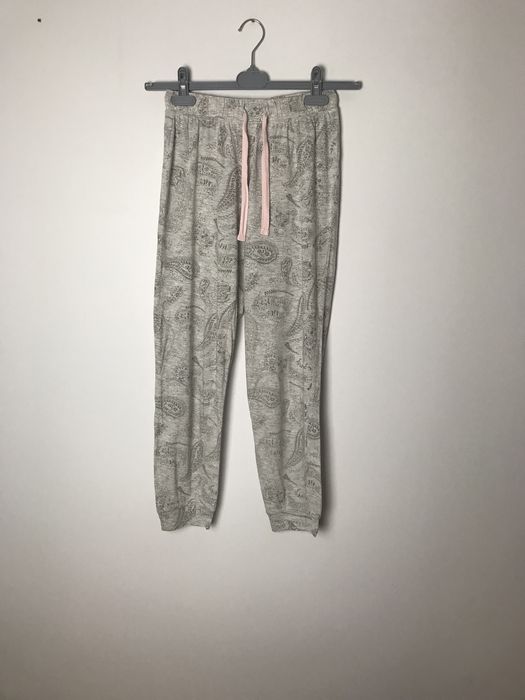 Szare urocze spodnie piżamowe z wysokim stanem we wzory H&M