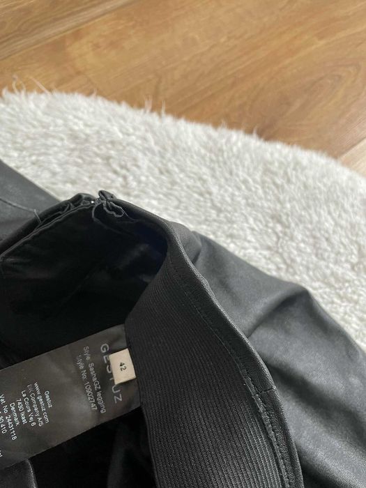 Gestuz spodnie skórzane wysoki stan 42 xl czarne