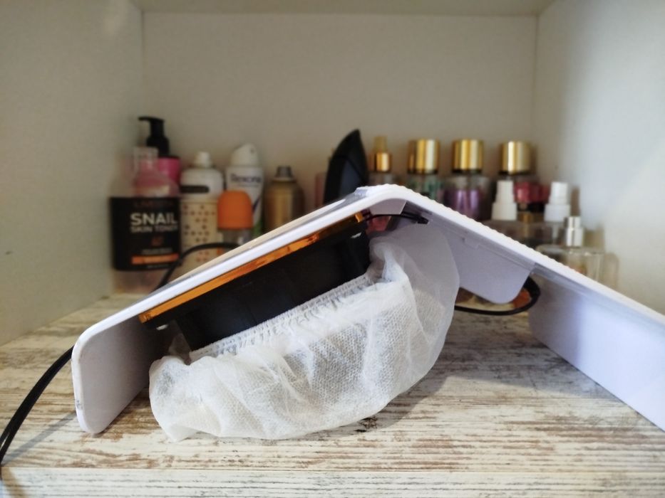 витяжка настільна для манікюру 220-230V