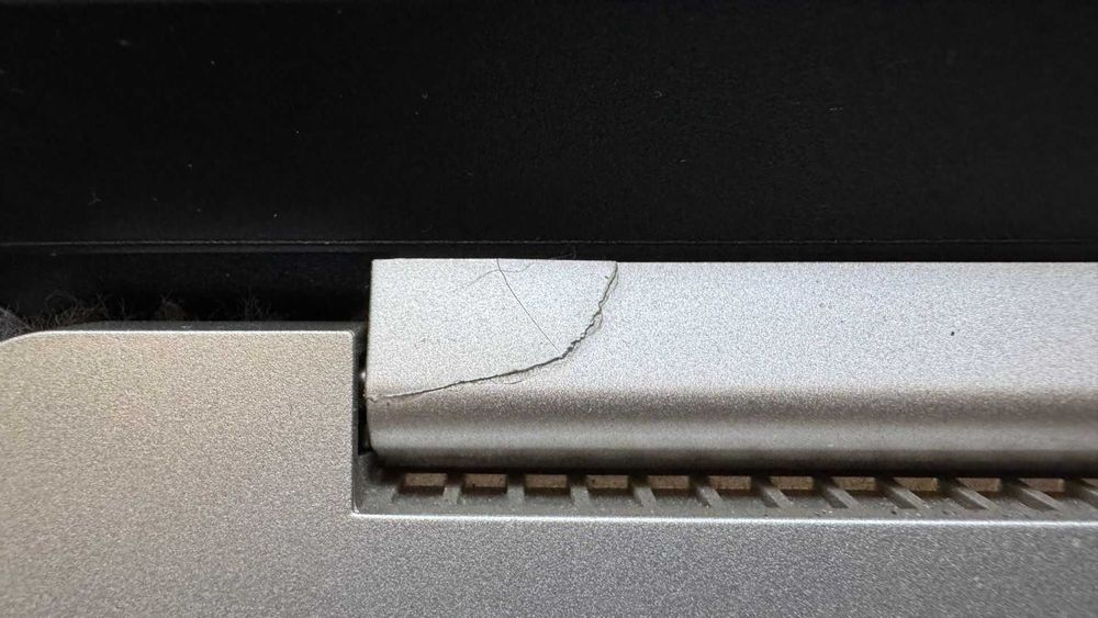 Laptop ASUS VivoBook S15 – i7 8. gen / SSD 1 TB + 120 GB /