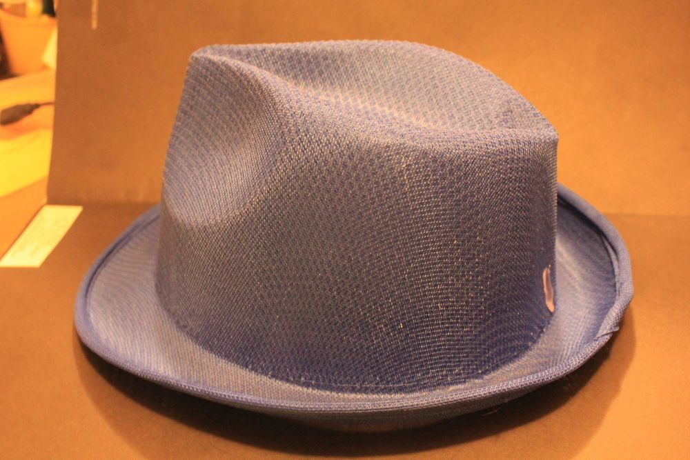 Kapelusz-słońce-wycieczka-działka