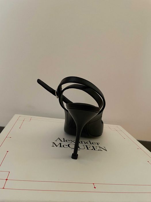 Concert shoes of Alexander McQueen. Size 38