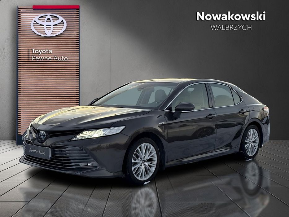 Toyota Camry 2.5 Hybrid Executive CVT