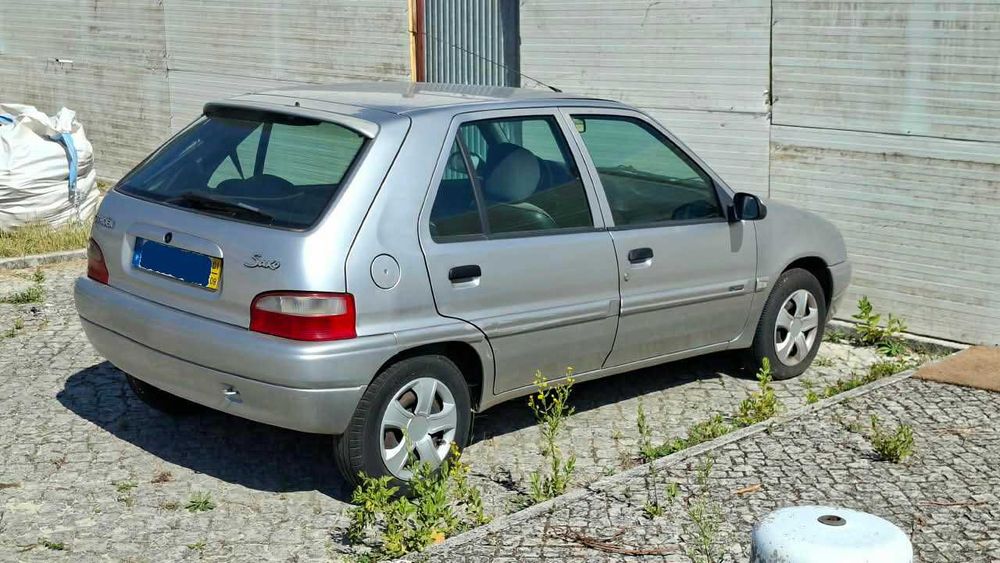 Citroen Saxo 1.5D 2001 (leia todo o anúncio)