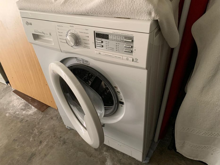 Máquina de lavar roupa LG