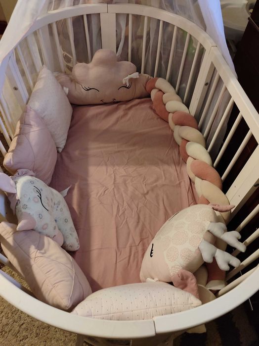 Продам бортики до ліжечка для дівчинки