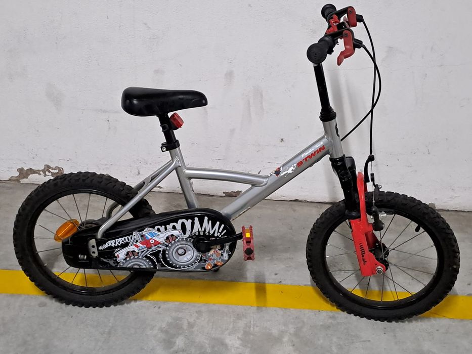 Bicicleta B'Twin 16 Polegadas – Modelo Monster Truck (4-6 anos)