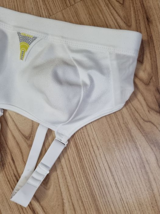 Biustonosz Triumph Triaction 75B