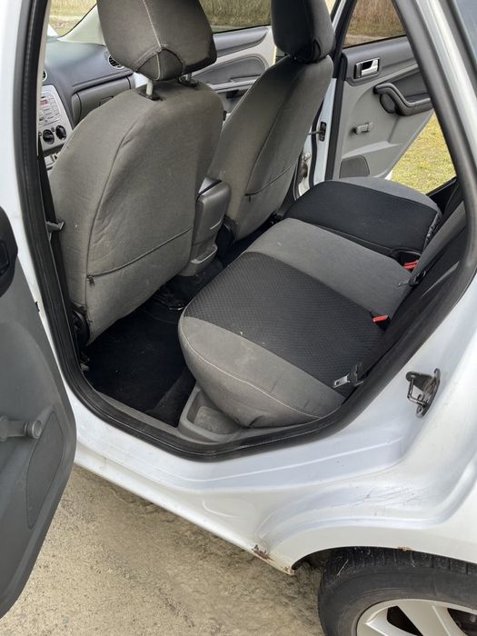 Ford focus 2 покоління