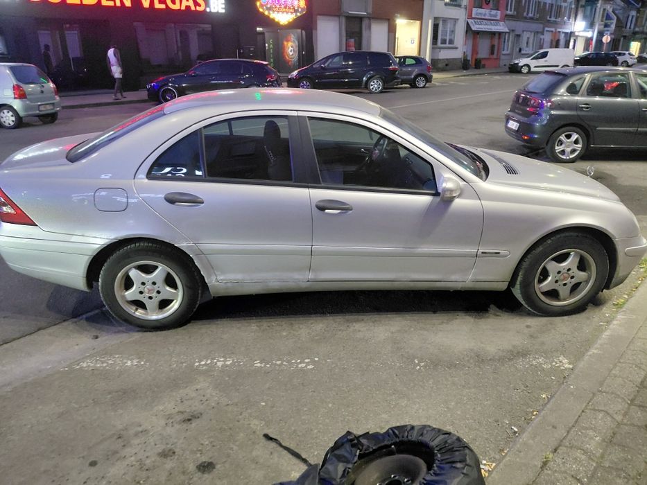 Mercedes benz C.180