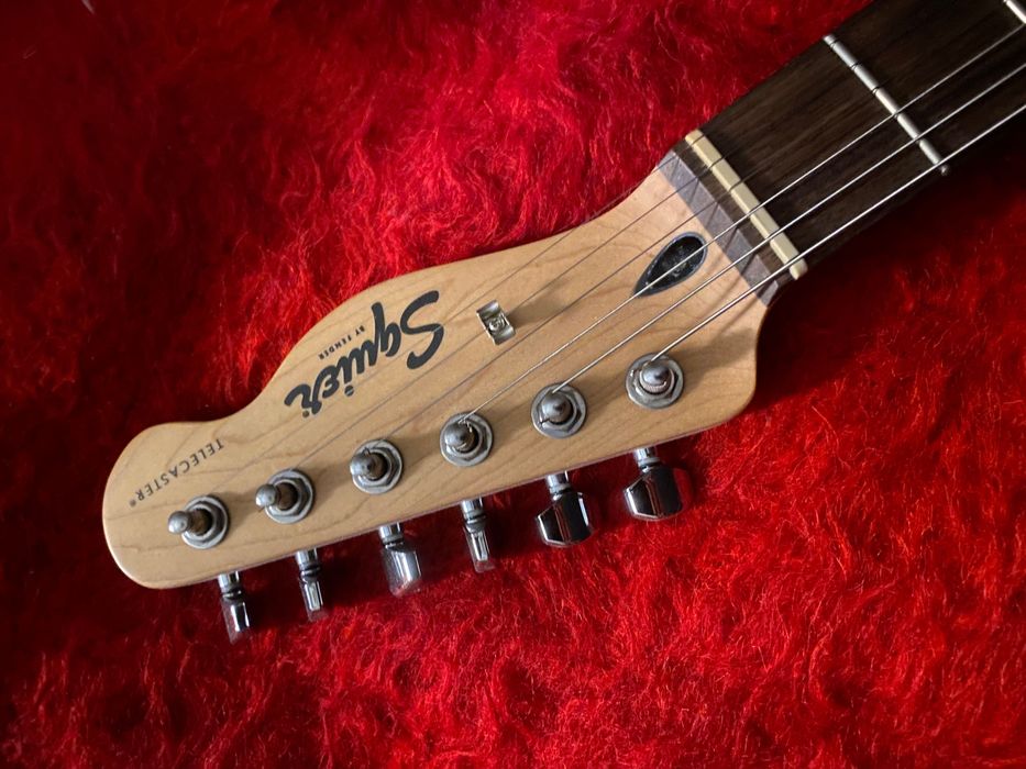 Guitarra telecaster
