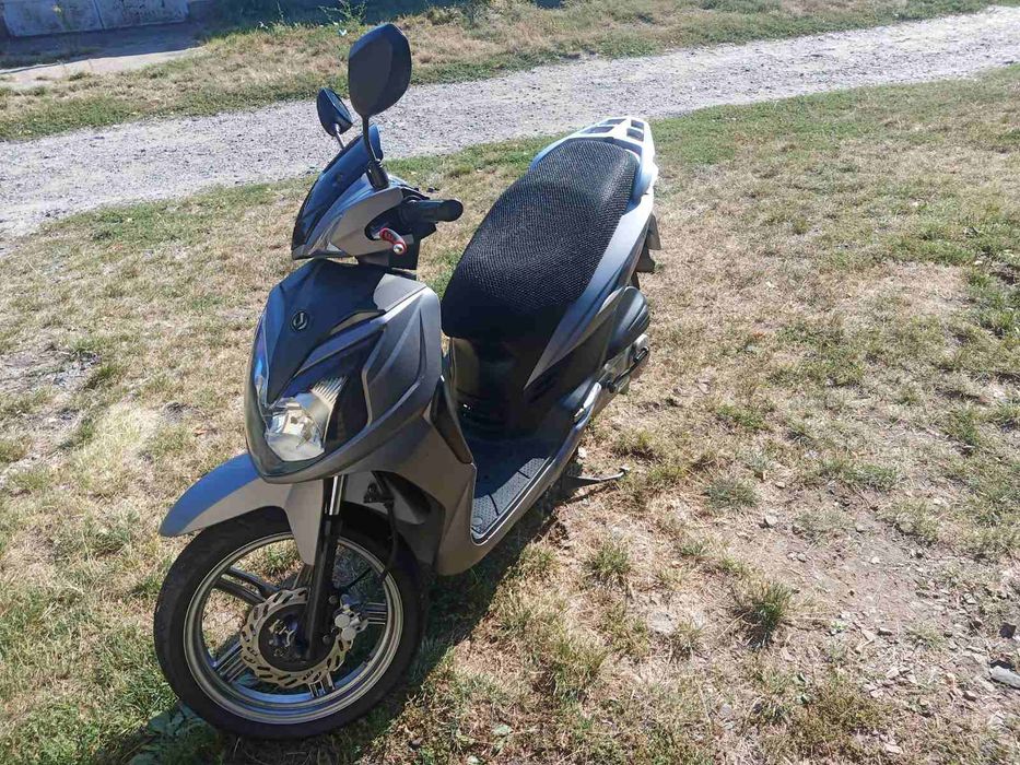 Скутер Sym Symphony 150