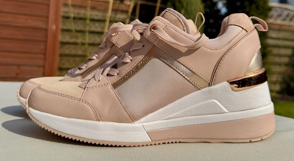 Sneakersy na koturnie Michael Kors 37