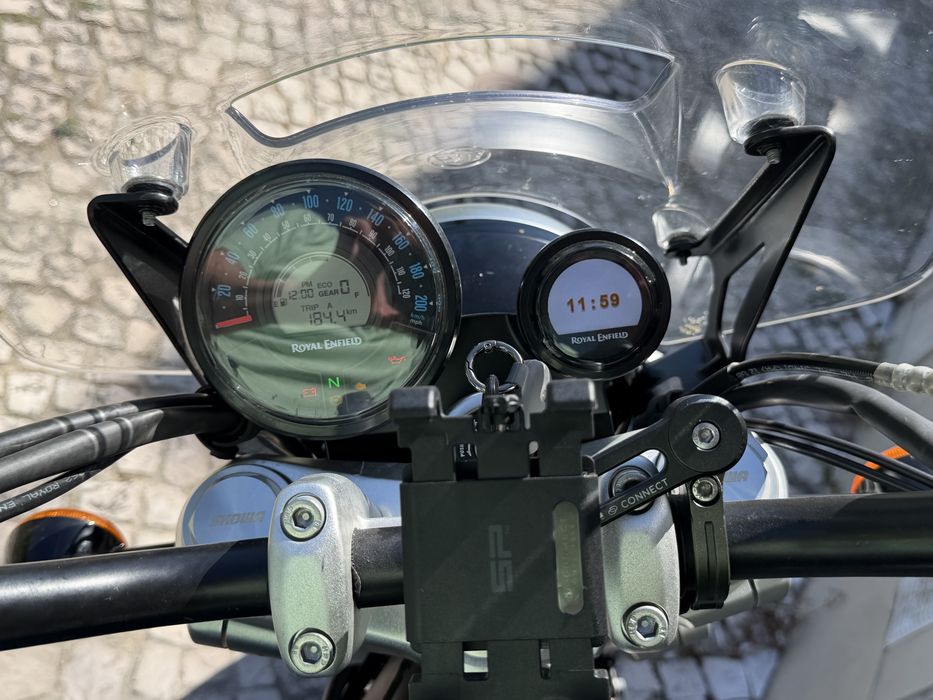Royal Enfield Super Meteor 650 - 2023