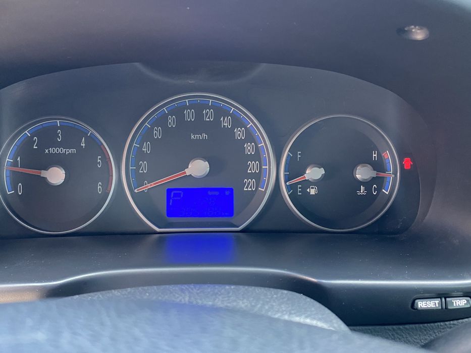 Продам hyundai santa fe