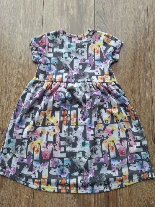 Sukienka w litery alfabet Up Baby rozm.116