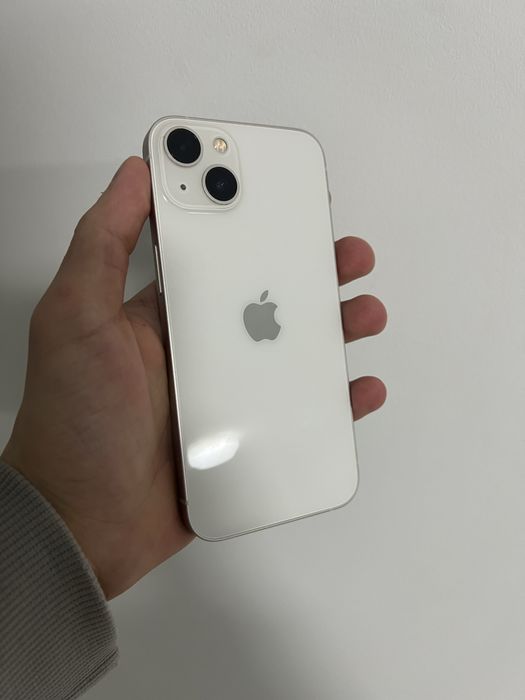 Apple iPhone 13 256 ГБ.