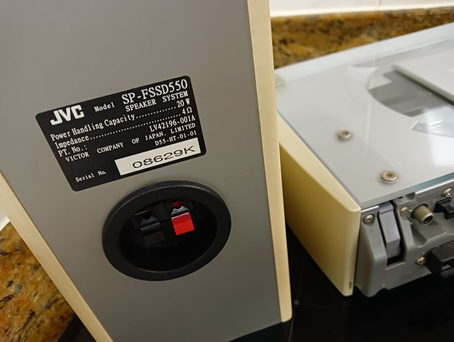 Aparelhagem JVC  com comando